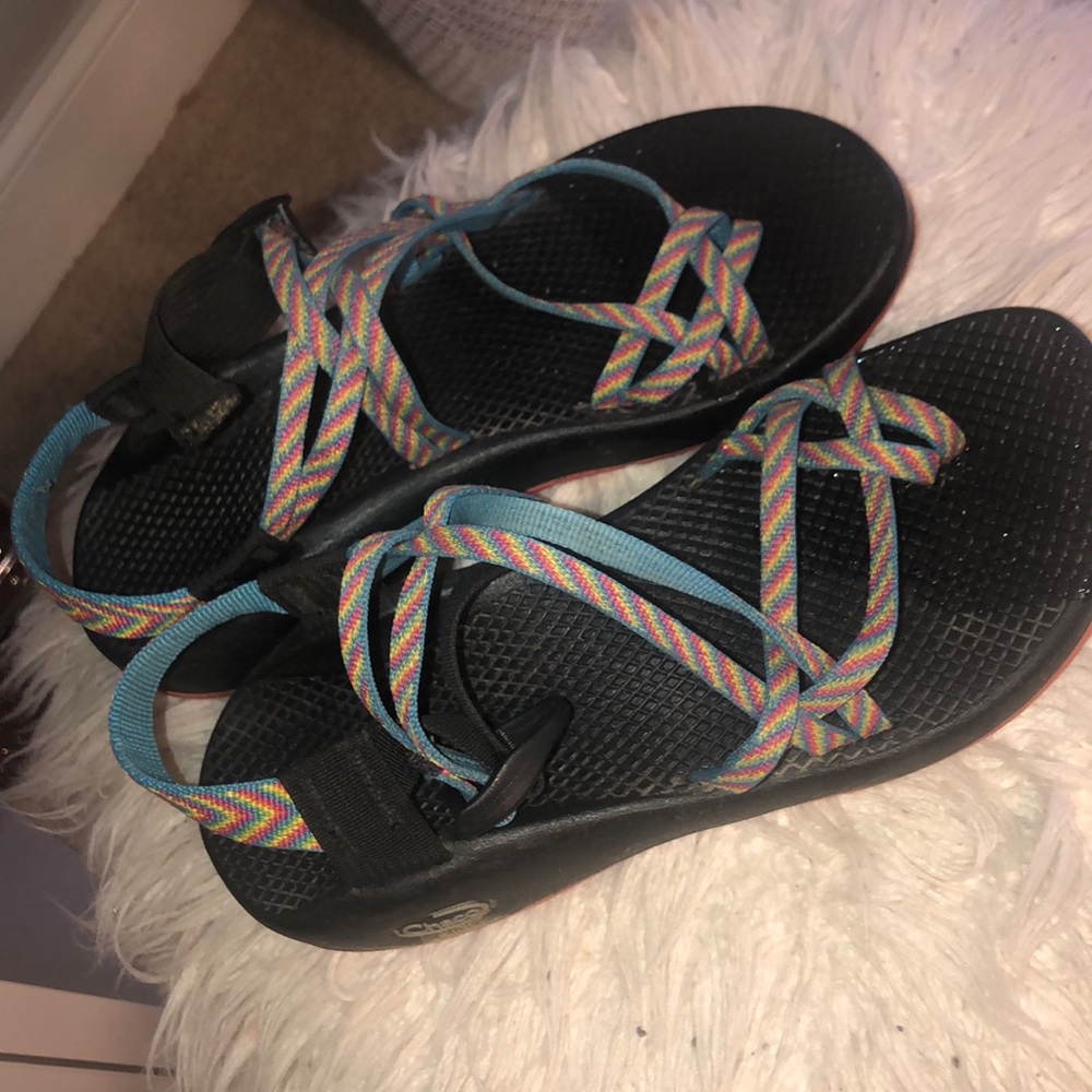 chacos - Picture 1 of 3